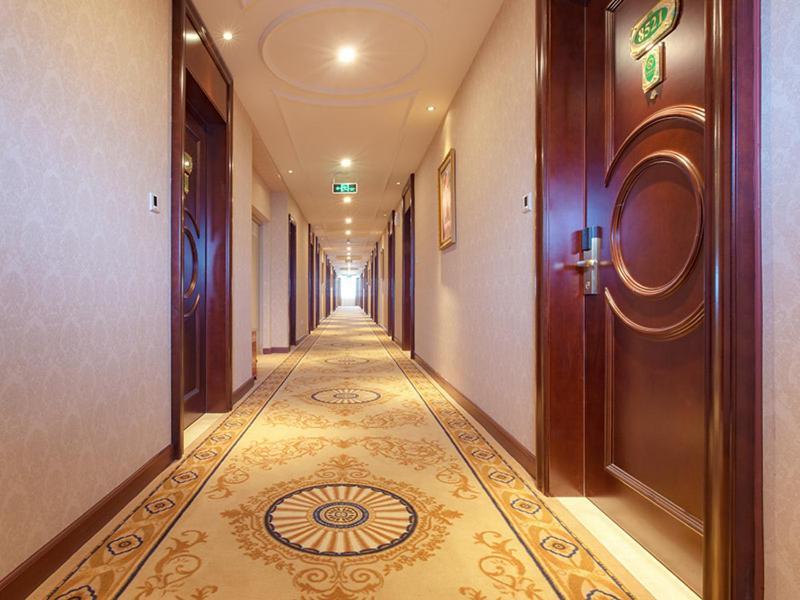 Vienna Hotel Guangzhou Shiling Exterior photo